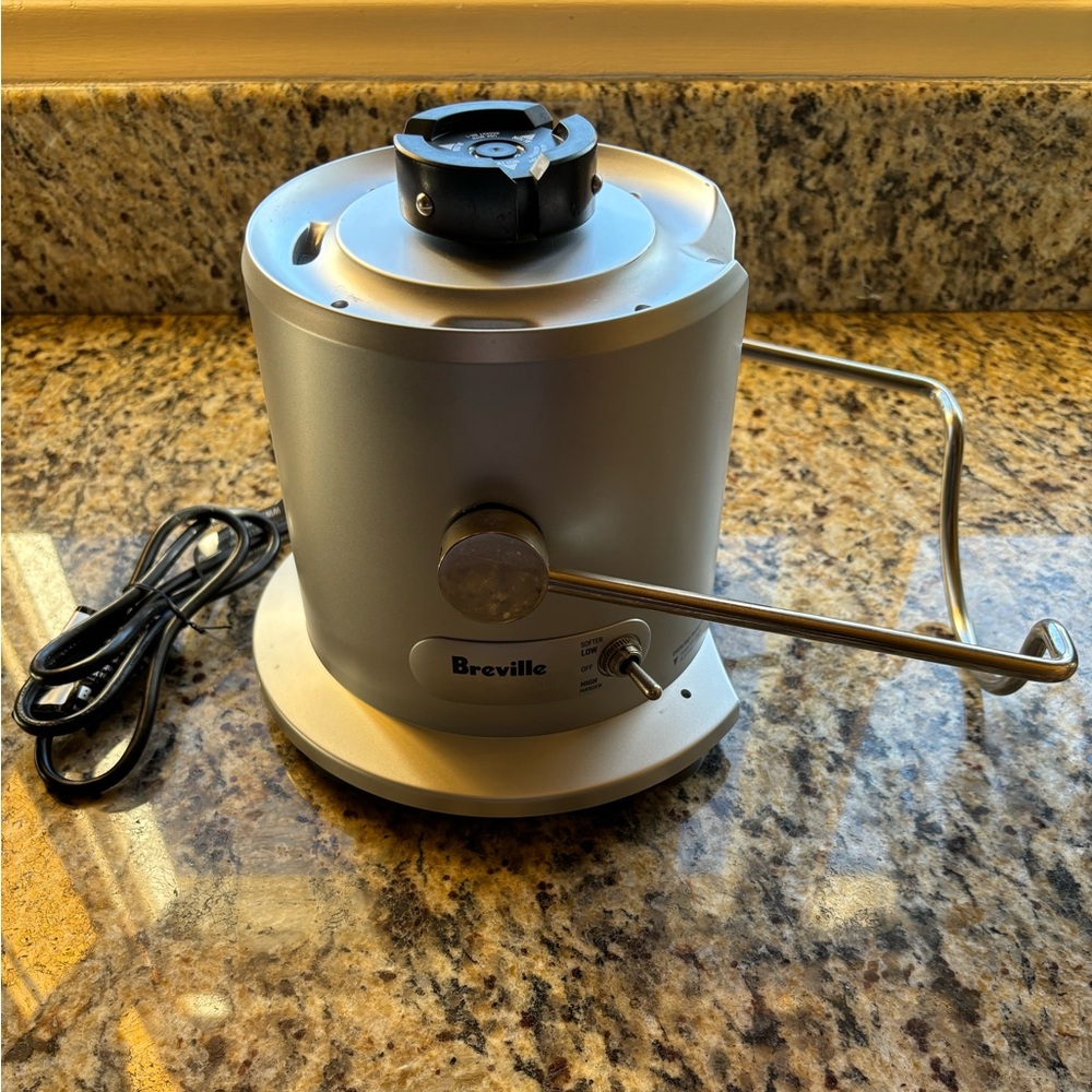 BREVILLE Juice Fountain Plus JE98XL Motor Base Only